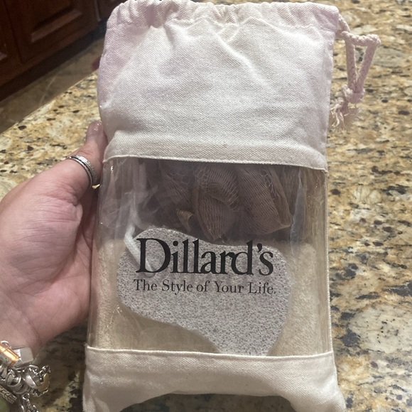 Bath/Shower set - Picture 2 of 7